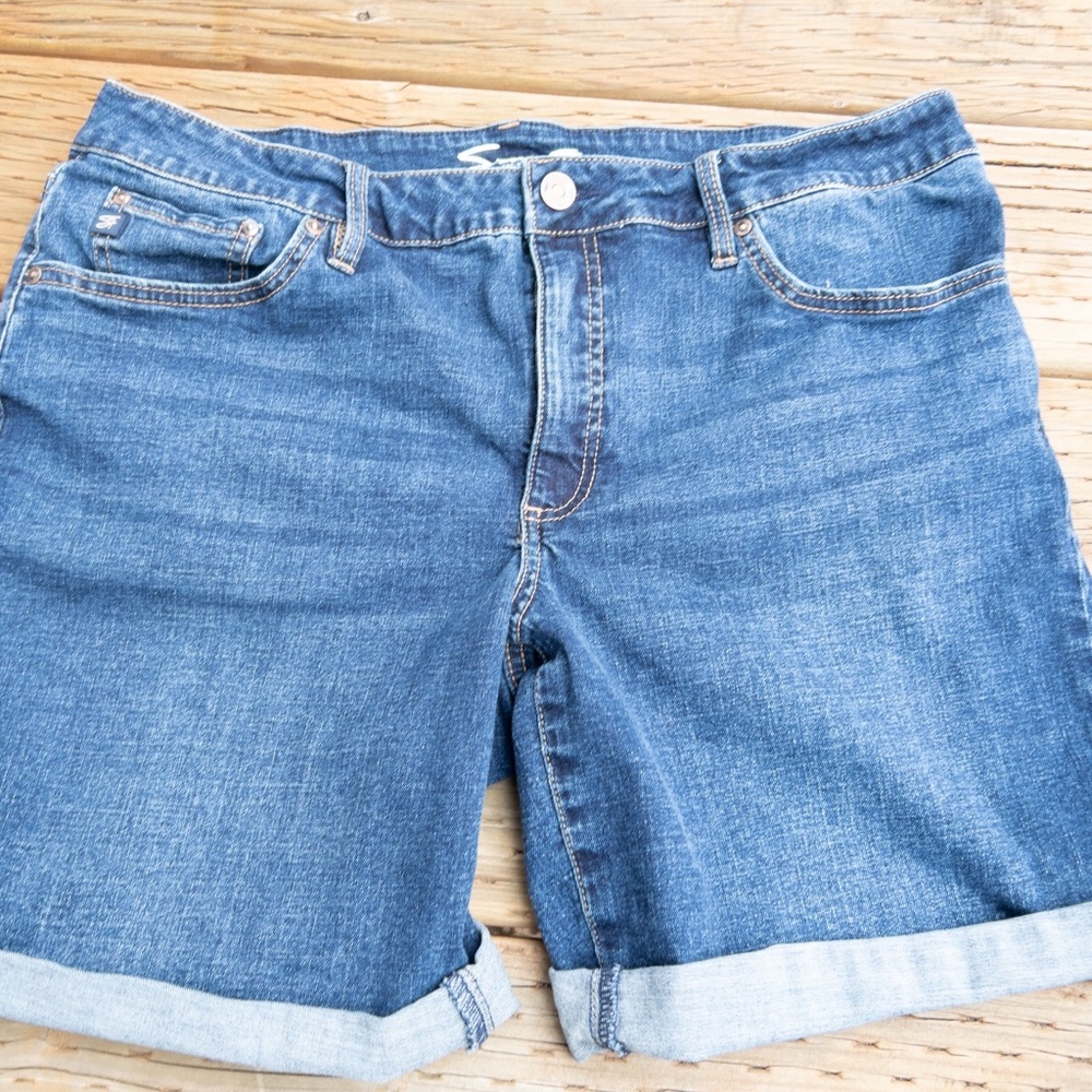 Women's Shorts, Denim Size 14